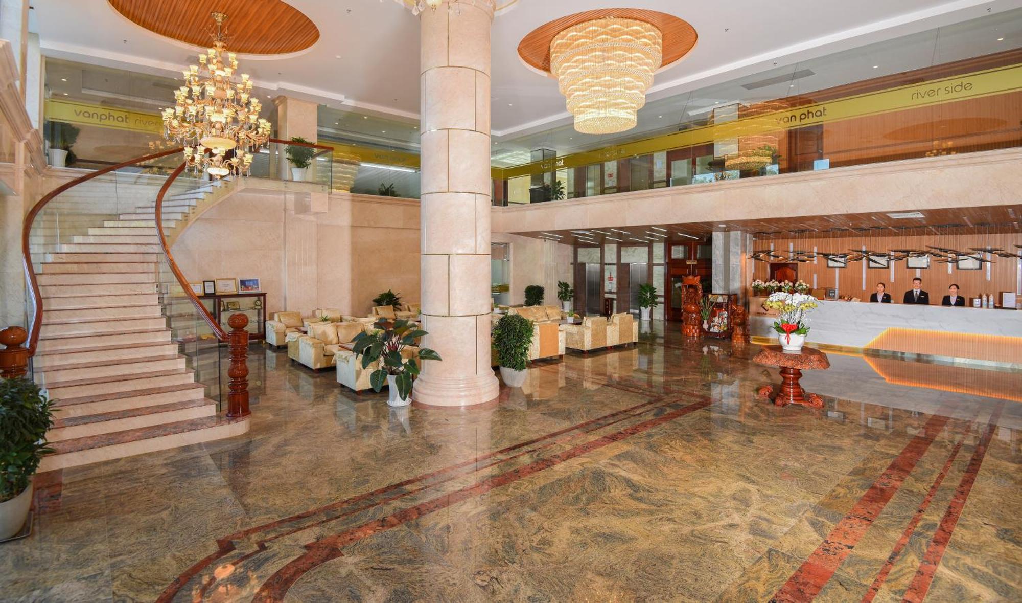 Van Phat Riverside Hotel Cần Thơ Extérieur photo