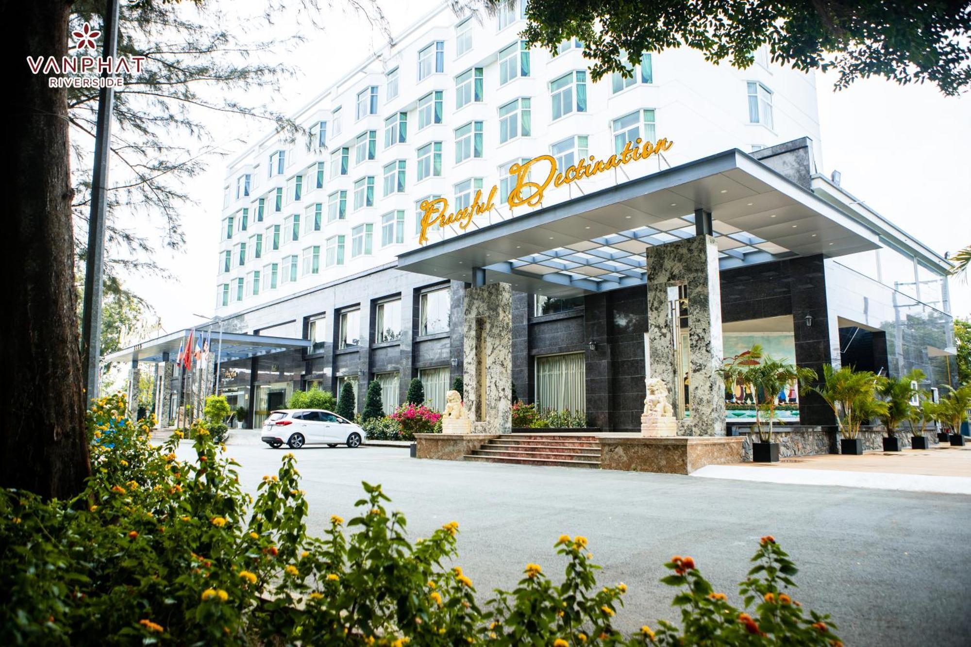 Van Phat Riverside Hotel Cần Thơ Extérieur photo