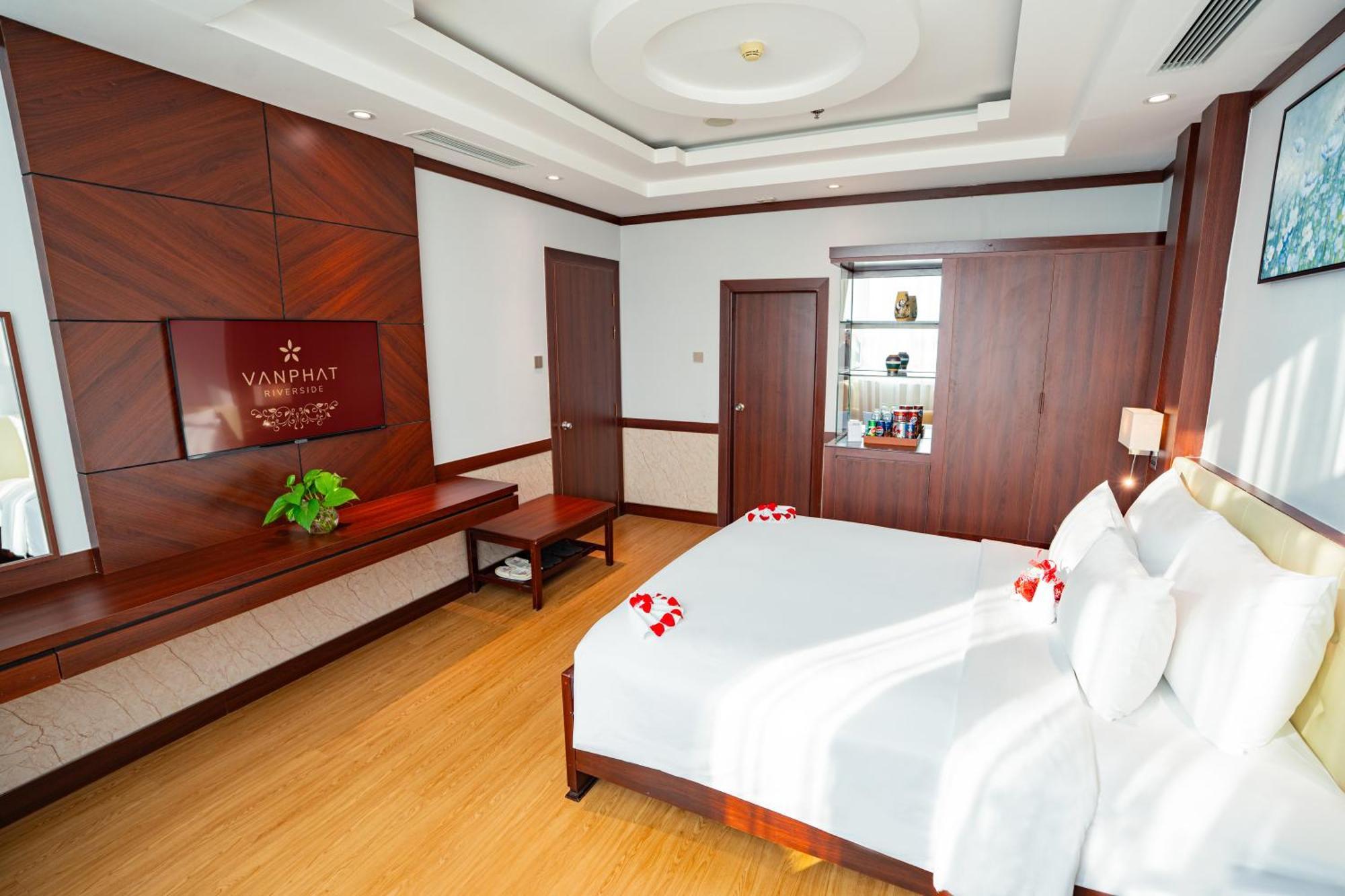 Van Phat Riverside Hotel Cần Thơ Extérieur photo