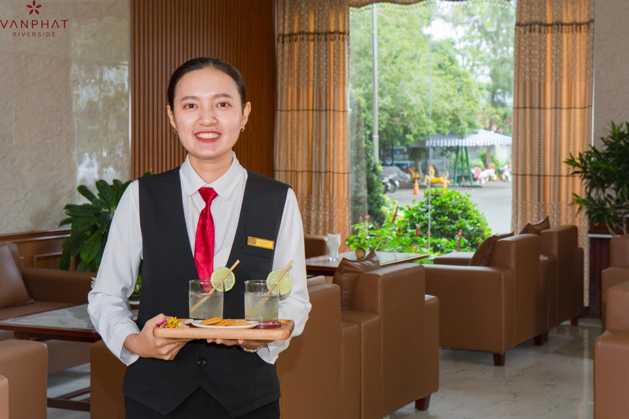 Van Phat Riverside Hotel Cần Thơ Extérieur photo