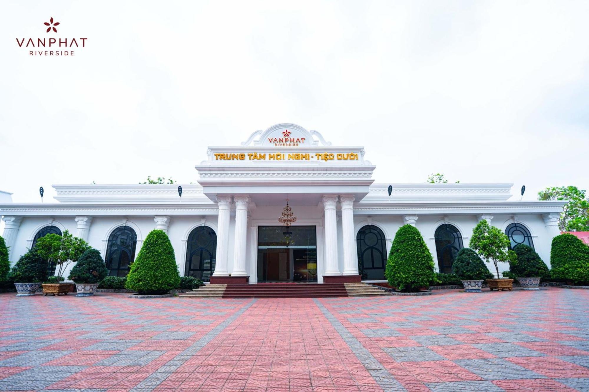 Van Phat Riverside Hotel Cần Thơ Extérieur photo