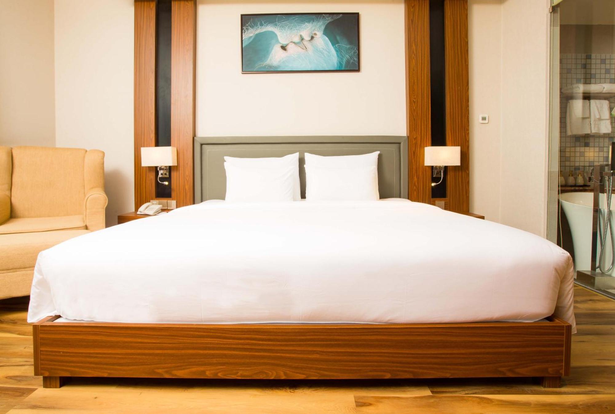 Van Phat Riverside Hotel Cần Thơ Extérieur photo